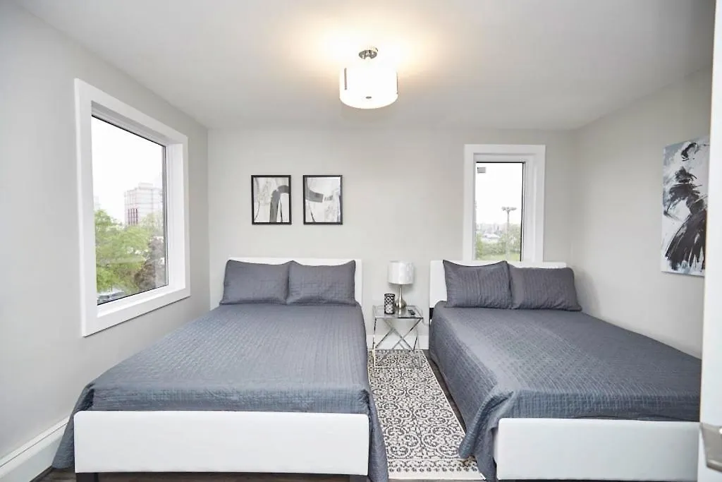 Apartment Clifton Hill Hideaway 3A - Two Bedroom Condo Niagara Falls