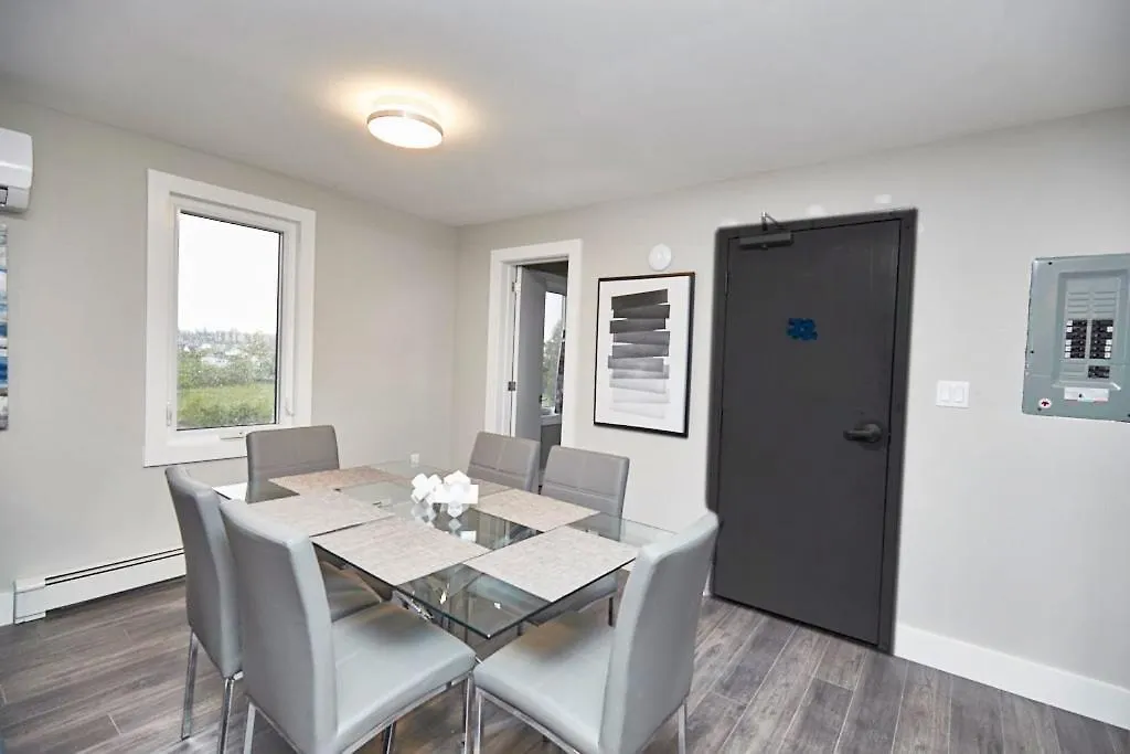 Apartment Clifton Hill Hideaway 3A - Two Bedroom Condo Niagara Falls Canada